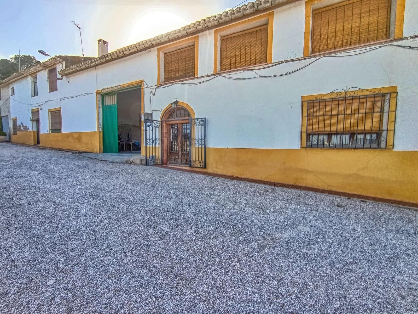 8 bedroom Finca/Country House for sale in Villena with pool - € 388,000 (Ref: 10010125)