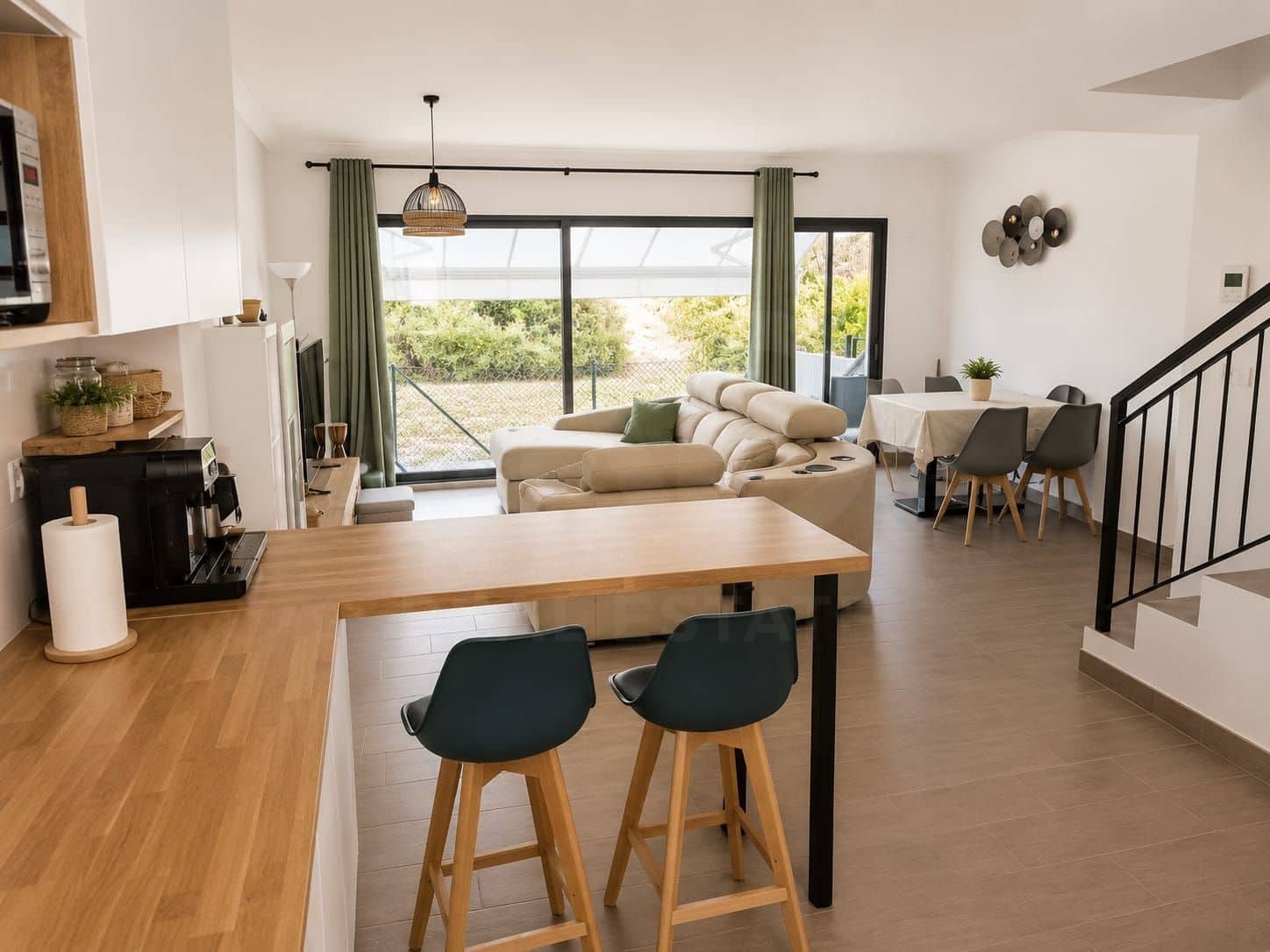 3 soverom Rekkehus til salgs i Alhaurin de la Torre med svømmebasseng - € 614 000 (Ref: 10010131)