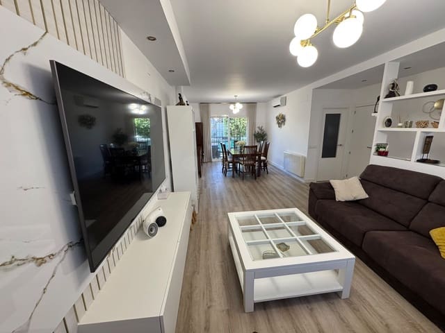 3 bedroom Villa for sale in Alhaurín de la Torre with pool garage - € 419,900 (Ref: 10010132)