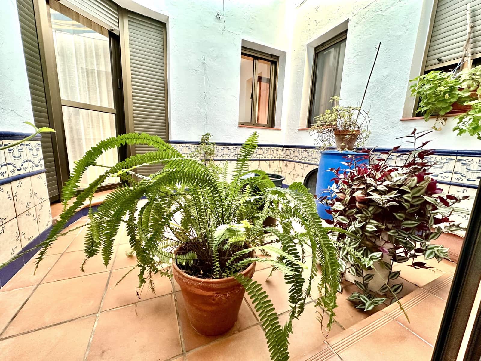 4 bedroom Townhouse for sale in Lepe with garage - € 340,000 (Ref: 10010133)