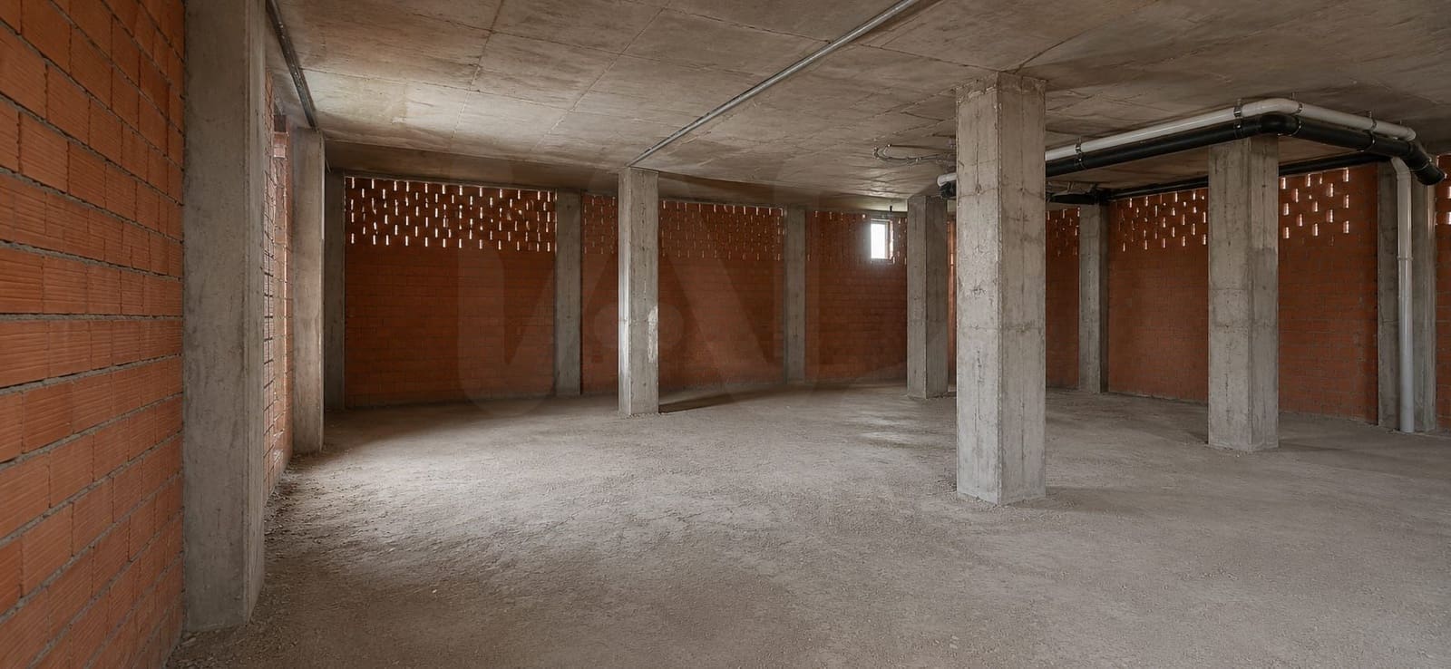 Commercial for sale in Aranda de Duero - € 168,900 (Ref: 10010135)