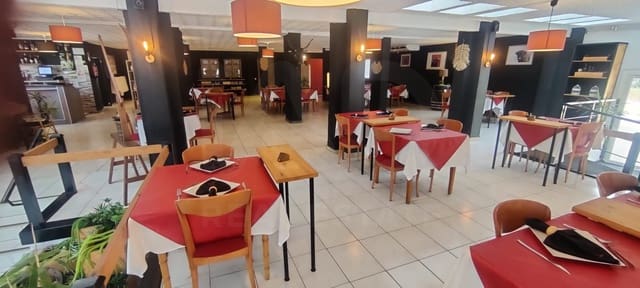 Kommersiell til salgs i Alfaz del Pi / L'Alfàs del Pi - € 162 000 (Ref: 10010136)