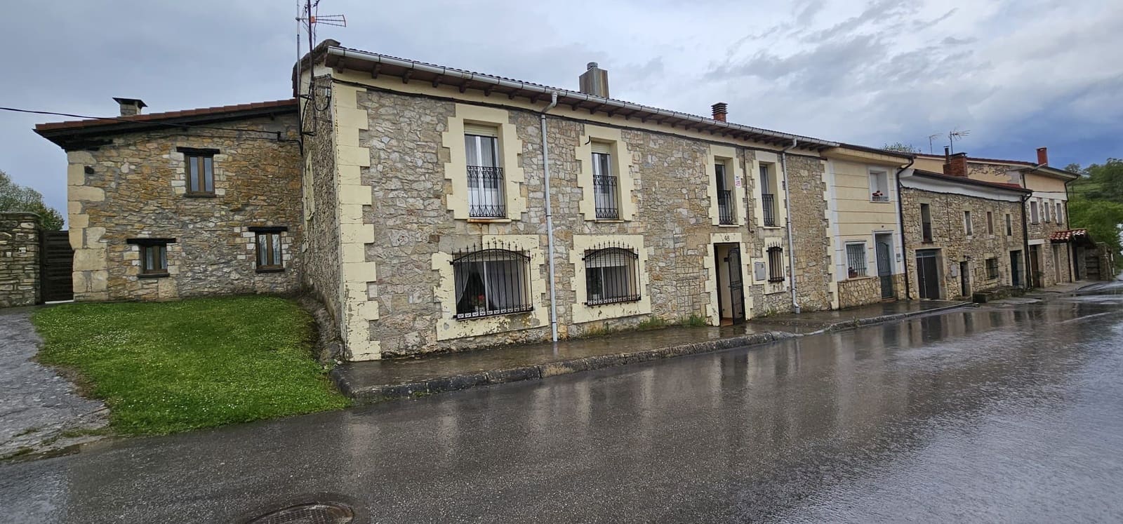 5 quarto Quinta/Casa Rural para venda em Valle de Valdebezana - 155 000 € (Ref: 10010137)