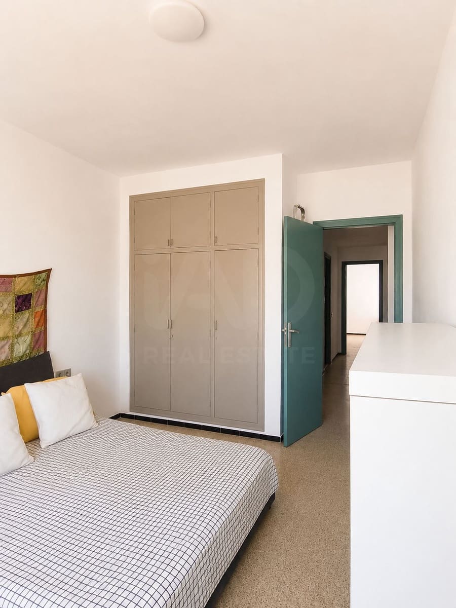 3 makuuhuone Huoneisto myytävänä paikassa Cassa de la Selva - 225 000 € (Ref: 10011512)