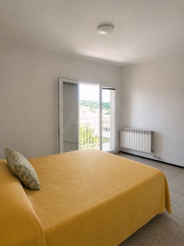 3 bedroom Apartment for sale in Cassà de la Selva - € 225,000 (Ref: 10011512)