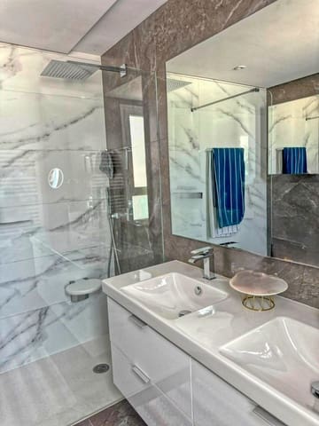 3 chambre Villa/Maison Mitoyenne à vendre à Sotogrande Alto, San Roque avec piscine garage - 659 000 € (Ref: 10011513)