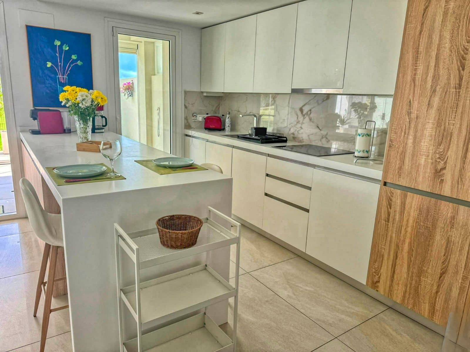 3 chambre Villa/Maison Mitoyenne à vendre à San Roque avec piscine garage - 659 000 € (Ref: 10011513)