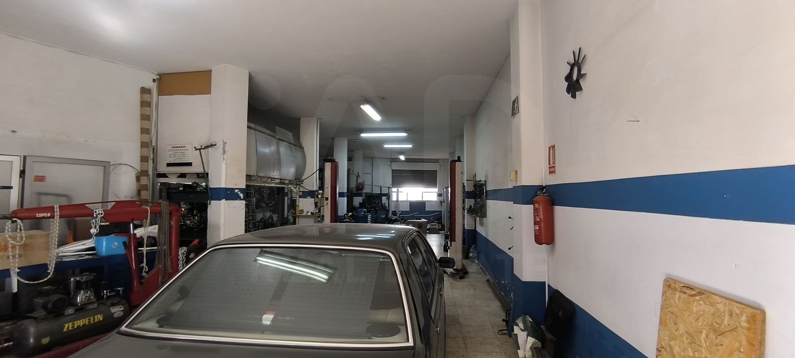 Commercial for sale in Crevillente / Crevillent - € 125,000 (Ref: 10011514)