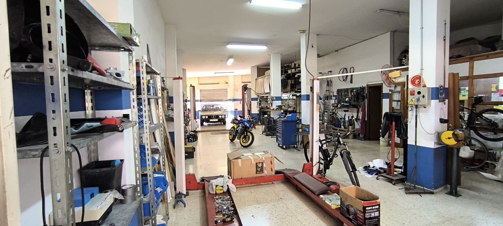 Commercial for sale in Crevillente / Crevillent - € 125,000 (Ref: 10011514)