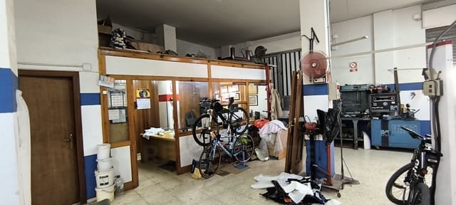 Commercial for sale in Crevillente / Crevillent - € 125,000 (Ref: 10011514)