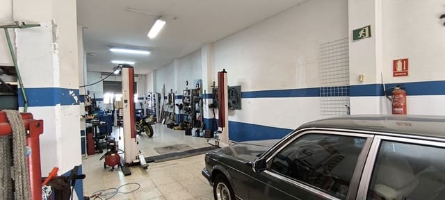 Commercial for sale in Crevillente / Crevillent - € 125,000 (Ref: 10011514)