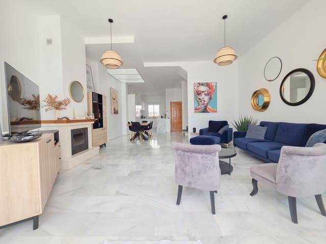 4 Zimmer Reihenhaus zu verkaufen in Rincón de la Victoria mit Pool Garage - 520.000 € (Ref: 10012573)