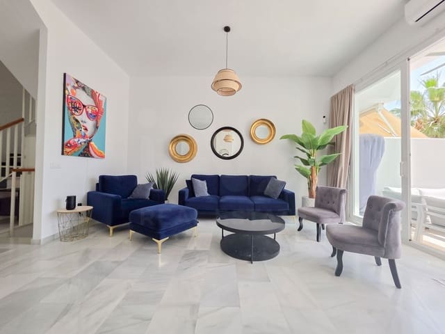 4 Zimmer Reihenhaus zu verkaufen in Rincón de la Victoria mit Pool Garage - 520.000 € (Ref: 10012573)