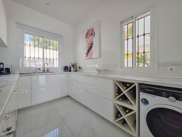 4 Zimmer Reihenhaus zu verkaufen in Rincón de la Victoria mit Pool Garage - 520.000 € (Ref: 10012573)