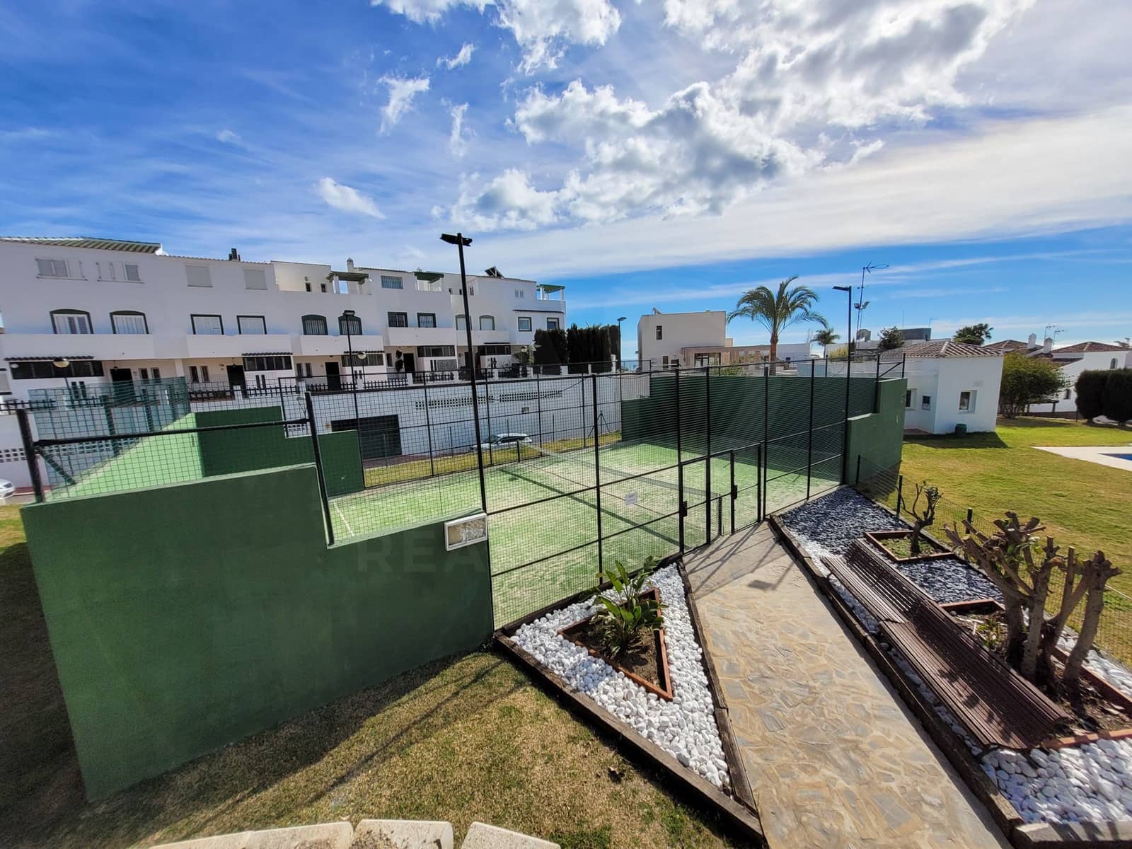 4 Zimmer Reihenhaus zu verkaufen in Rincon de la Victoria mit Pool Garage - 520.000 € (Ref: 10012573)