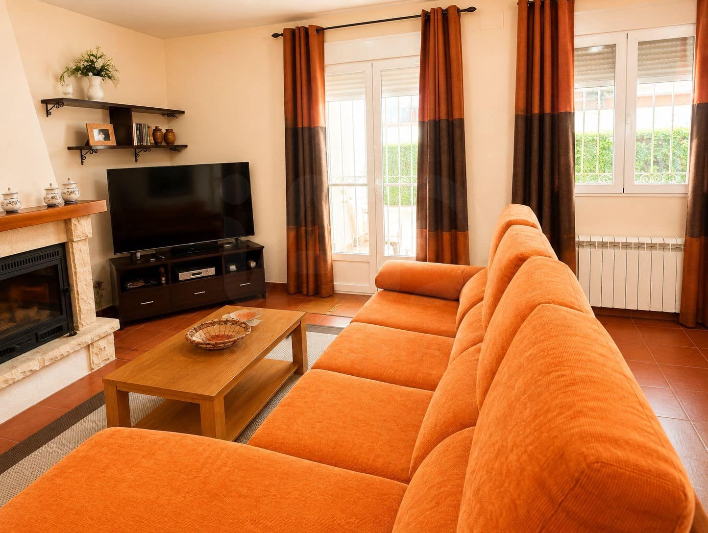 3 sypialnia Dom szeregowy na sprzedaż w Herradon de Pinares z garażem - 230 000 € (Ref: 10012574)