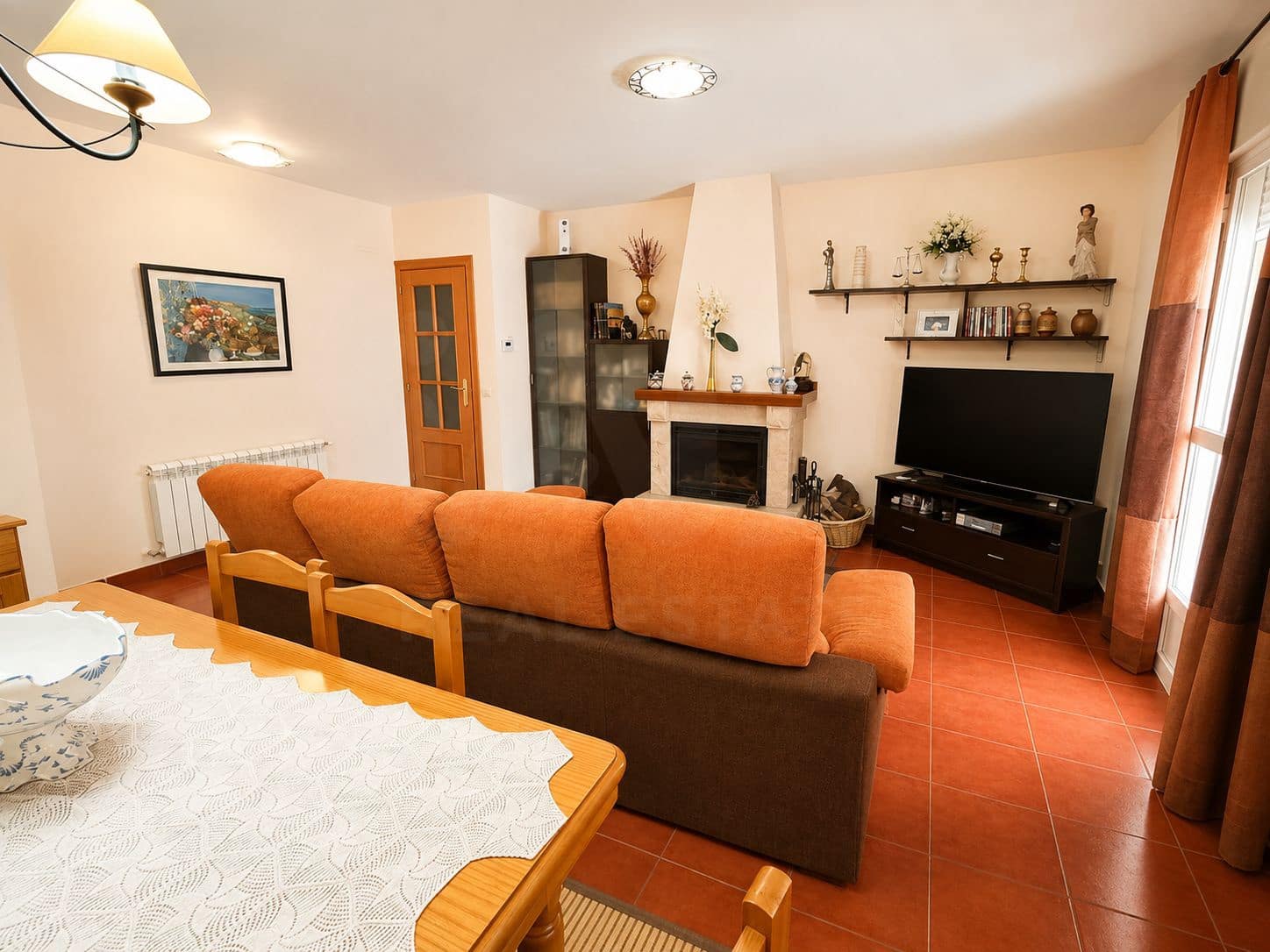 3 sypialnia Dom szeregowy na sprzedaż w Herradon de Pinares z garażem - 230 000 € (Ref: 10012574)