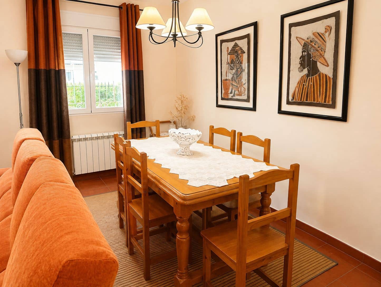 3 sypialnia Dom szeregowy na sprzedaż w Herradon de Pinares z garażem - 230 000 € (Ref: 10012574)