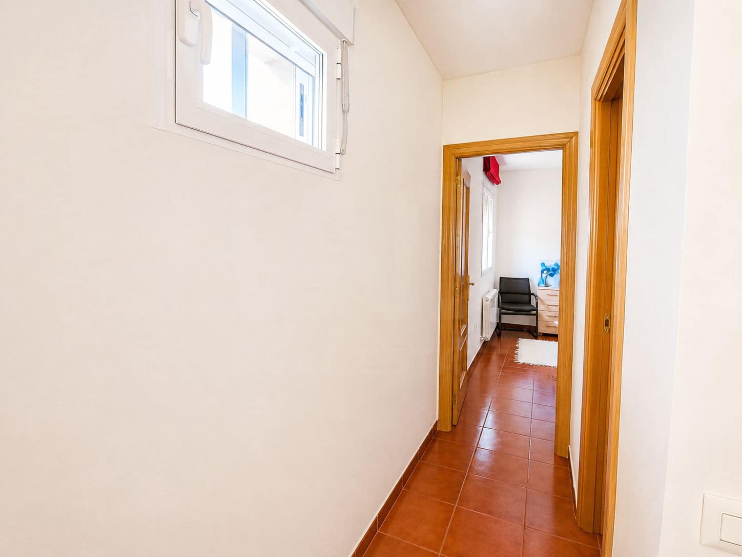 3 sypialnia Dom szeregowy na sprzedaż w Herradon de Pinares z garażem - 230 000 € (Ref: 10012574)
