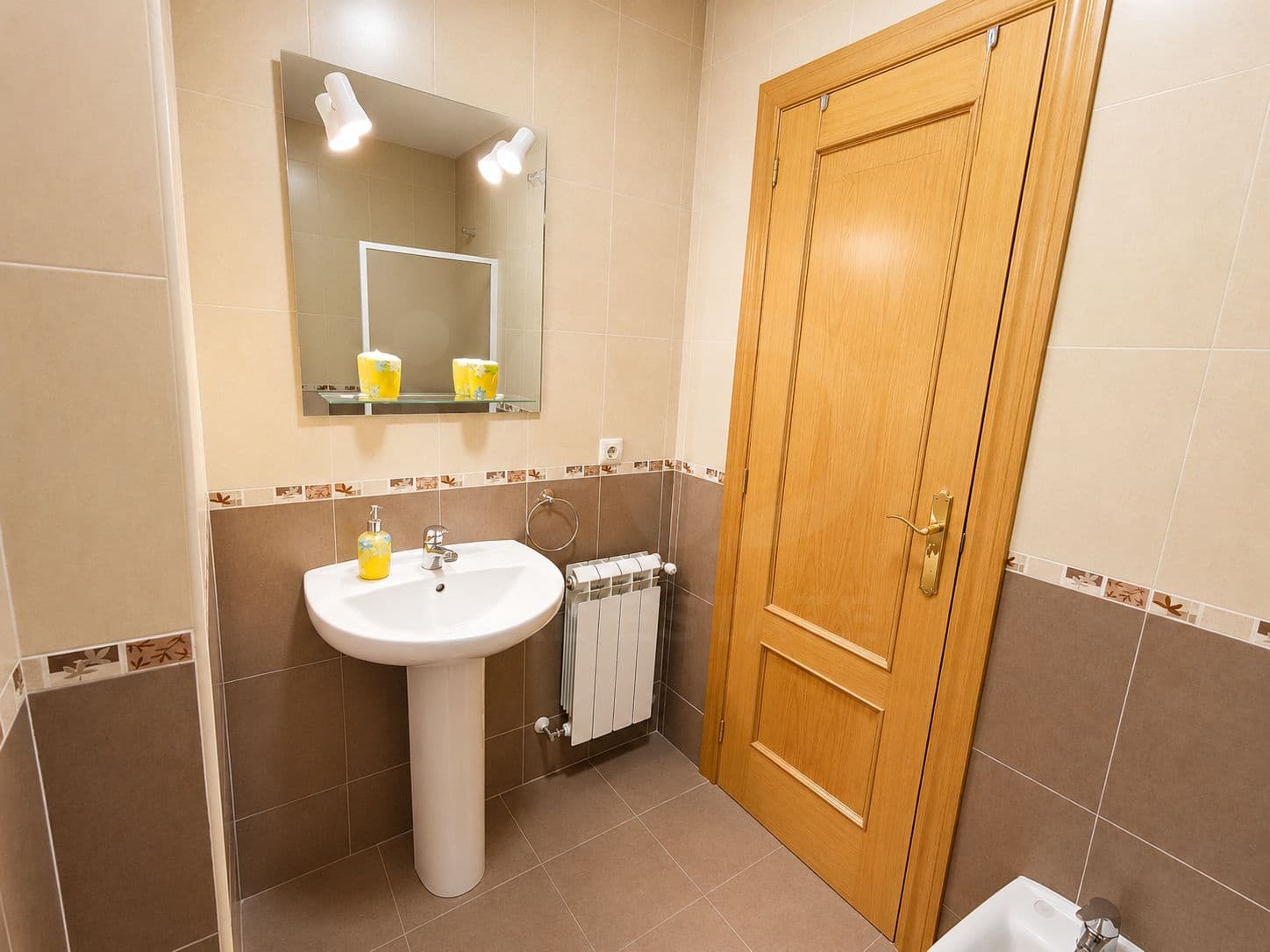 3 sypialnia Dom szeregowy na sprzedaż w Herradon de Pinares z garażem - 230 000 € (Ref: 10012574)