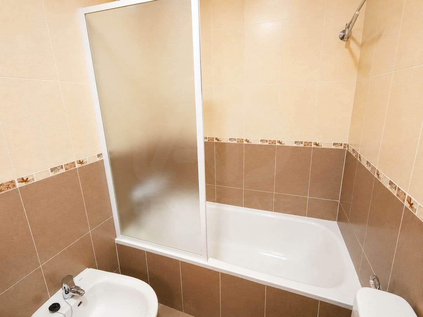 3 sypialnia Dom szeregowy na sprzedaż w Herradon de Pinares z garażem - 230 000 € (Ref: 10012574)