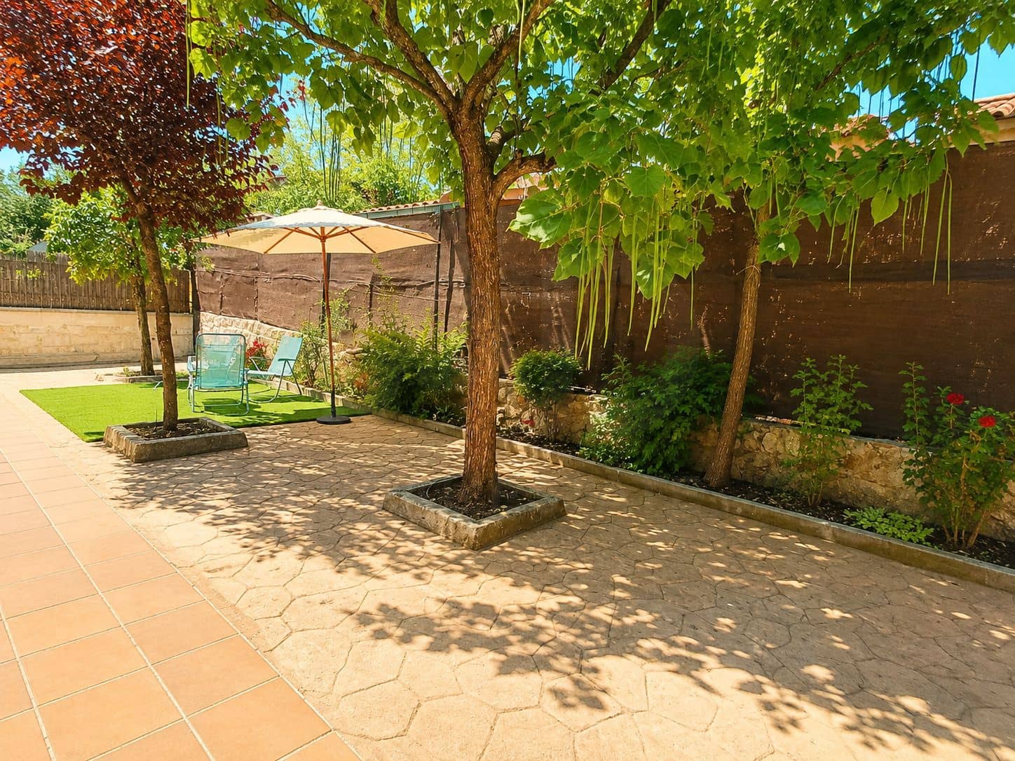3 sypialnia Dom szeregowy na sprzedaż w Herradon de Pinares z garażem - 230 000 € (Ref: 10012574)