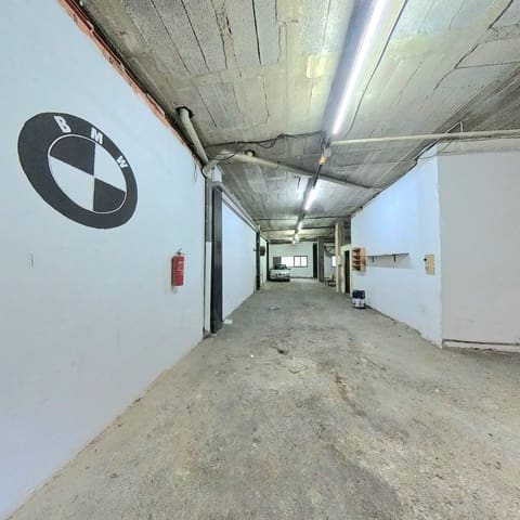 Commercial for sale in Terrassa - € 135,000 (Ref: 10012576)