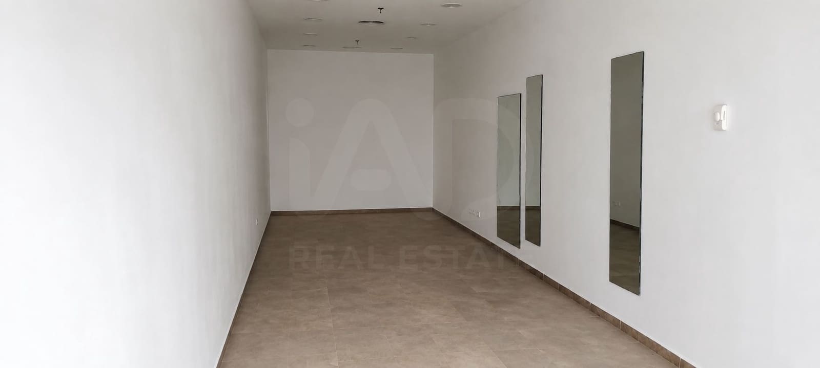 Commercial for sale in Sanlucar de Barrameda - € 50,000 (Ref: 10012577)
