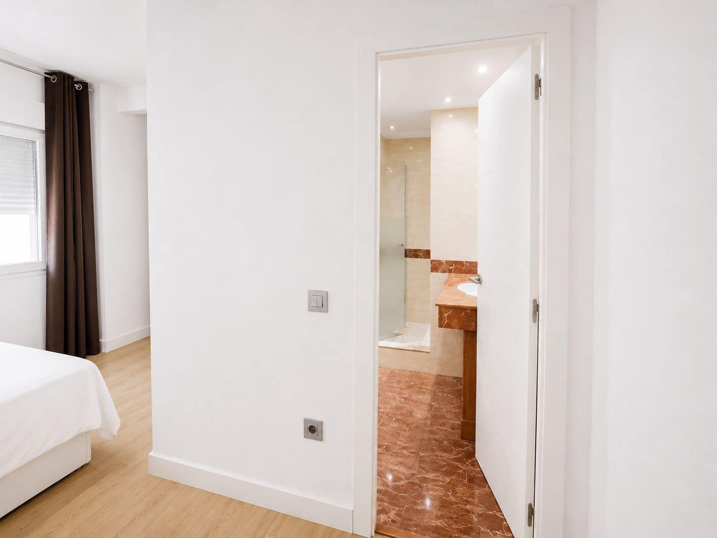 3 sypialnia Apartament na sprzedaż w Estepona - 832 000 € (Ref: 10012740)