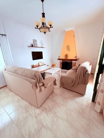 Dom na sprzedaż w Osuna z garażem - 295 000 € (Ref: 10012742)