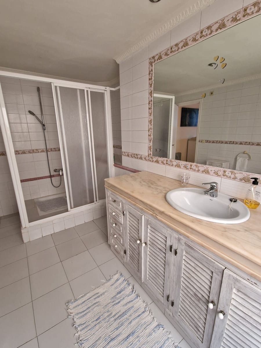 1 bedroom Townhouse for sale in Estepona - € 310,000 (Ref: 10012743)