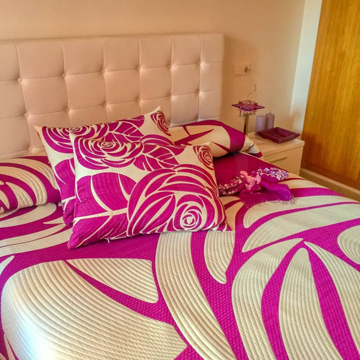 2 soverom Leilighet til leie i Alicante by med svømmebasseng garasje - € 1 300 (Ref: 10012746)