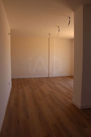 4 bedroom Apartment for sale in Roquetas de Mar with garage - € 305,000 (Ref: 10012750)
