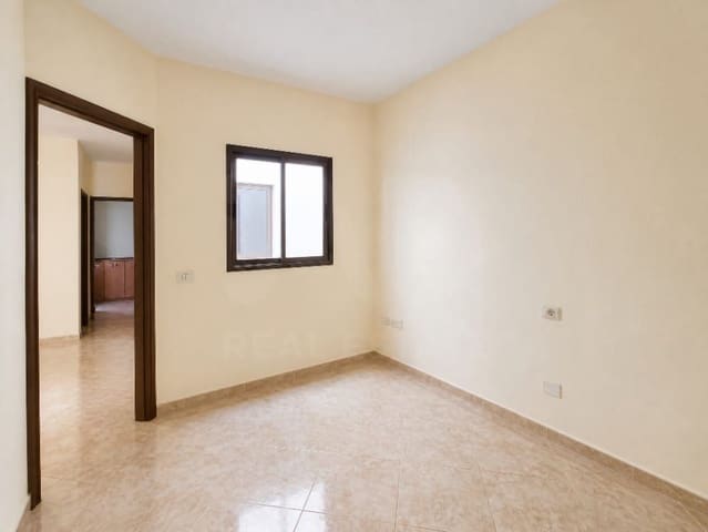 5 bedroom Terraced Villa for sale in San Cristóbal de La Laguna - € 270,000 (Ref: 10012753)