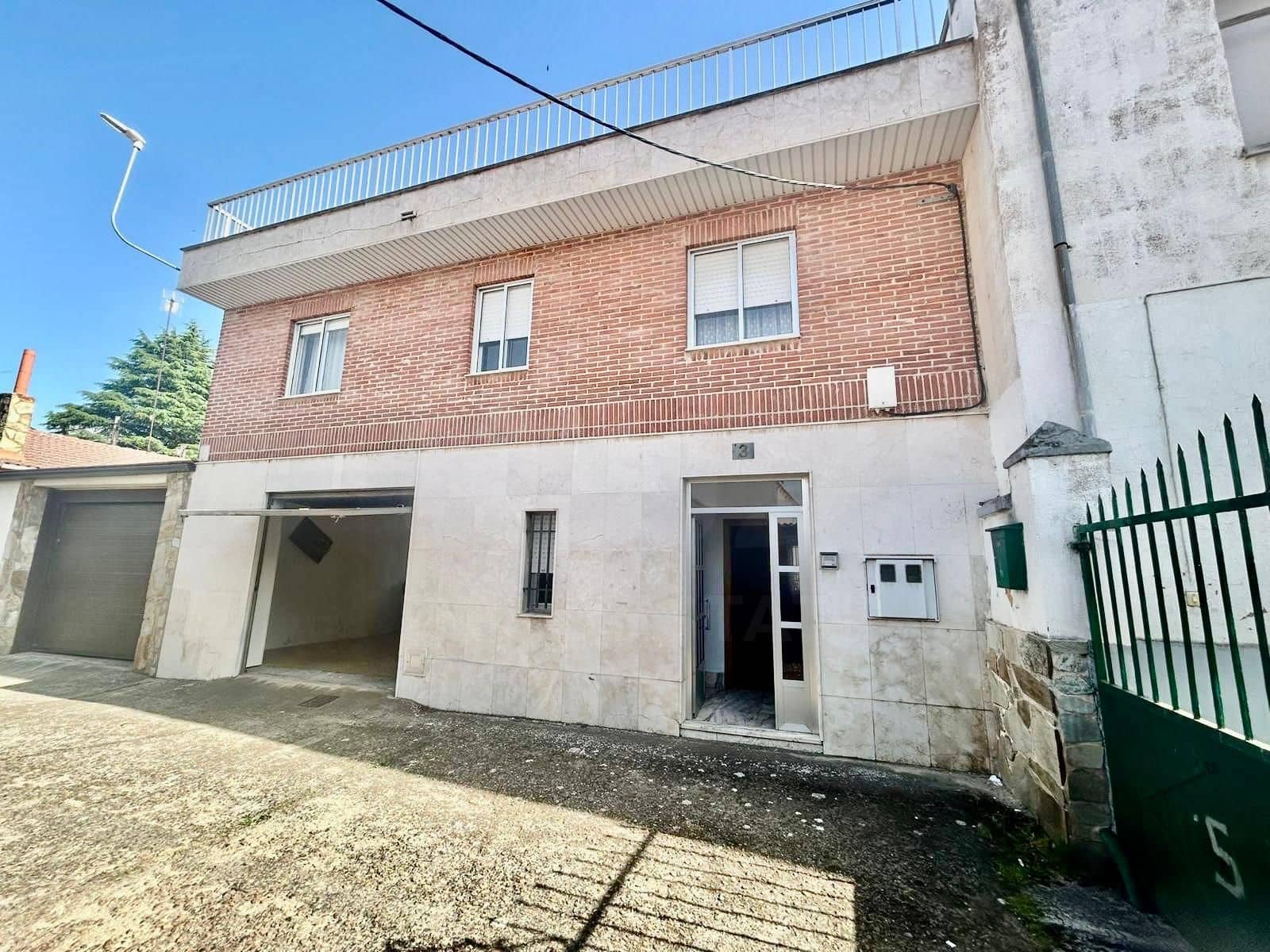 3 camera da letto Casa in vendita in Astorga con garage - 130.000 € (Rif: 10012756)