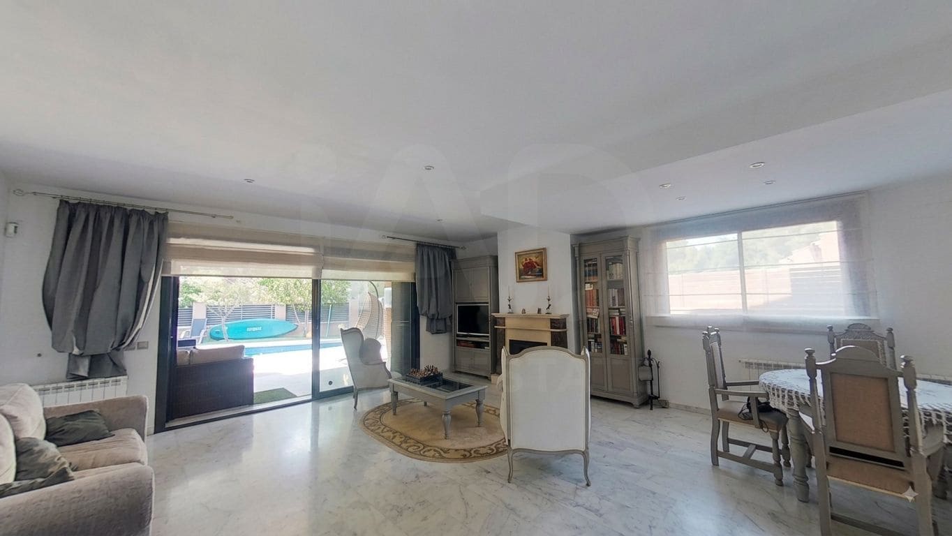 4 sypialnia Dom na sprzedaż w Cambrils z garażem - 590 000 € (Ref: 10013388)