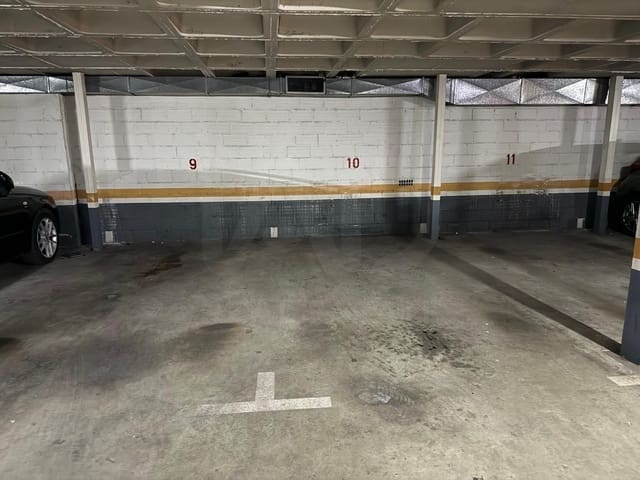 Garage in vendita in León città - 28.000 € (Rif: 10013390)