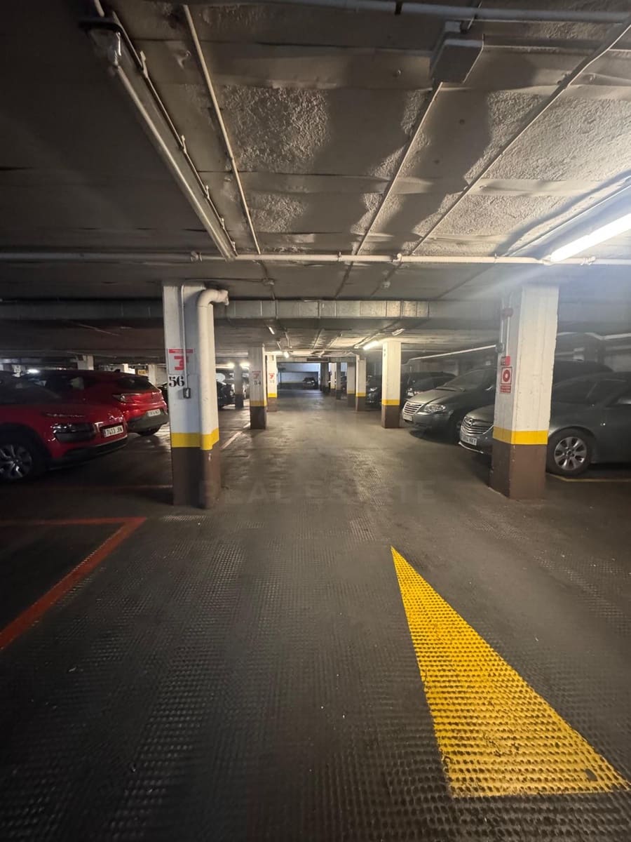 Garage for sale in Madrid city - € 48,630 (Ref: 10014965)
