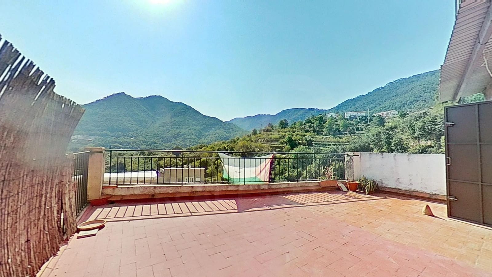 3 bedroom Townhouse for sale in Eslida with garage - € 109,000 (Ref: 10014968)