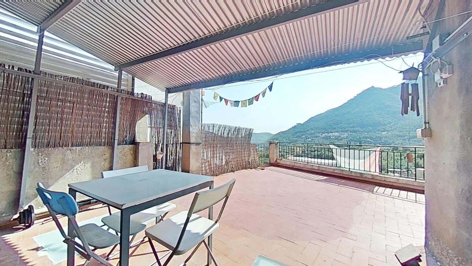 3 bedroom Townhouse for sale in Eslida with garage - € 109,000 (Ref: 10014968)