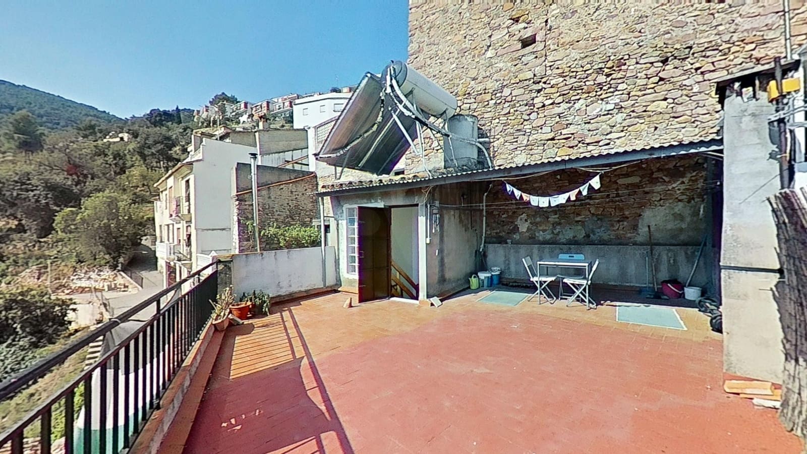 3 bedroom Townhouse for sale in Eslida with garage - € 109,000 (Ref: 10014968)