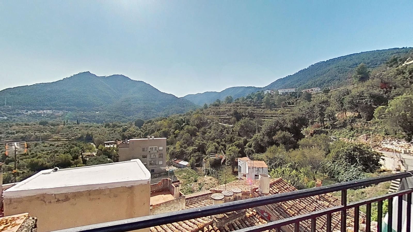3 bedroom Townhouse for sale in Eslida with garage - € 109,000 (Ref: 10014968)