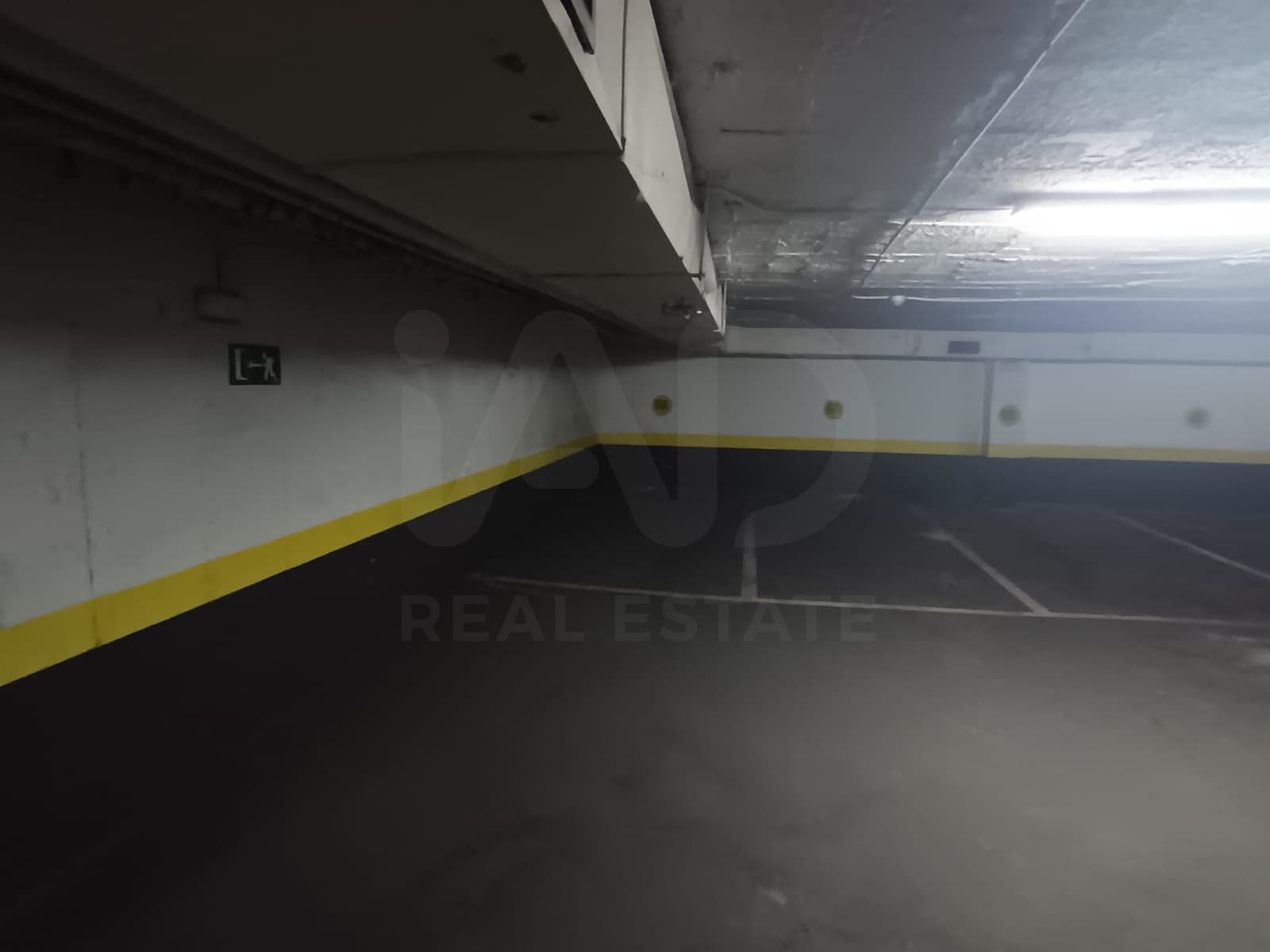 Garage for sale in Madrid city - € 22,000 (Ref: 10014970)