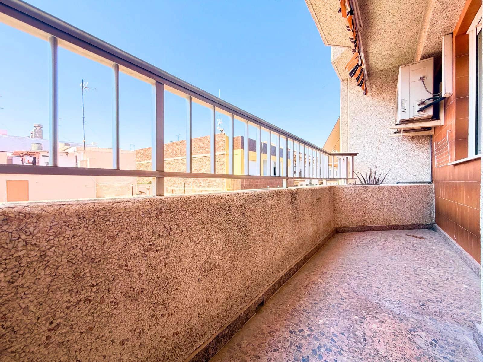 3 bedroom Apartment for sale in Bellreguard - € 151,000 (Ref: 10014974)