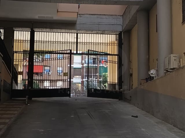 Garaje en Palacio, Madrid ciudad en venta - 36.500 € (Ref: 10014975)