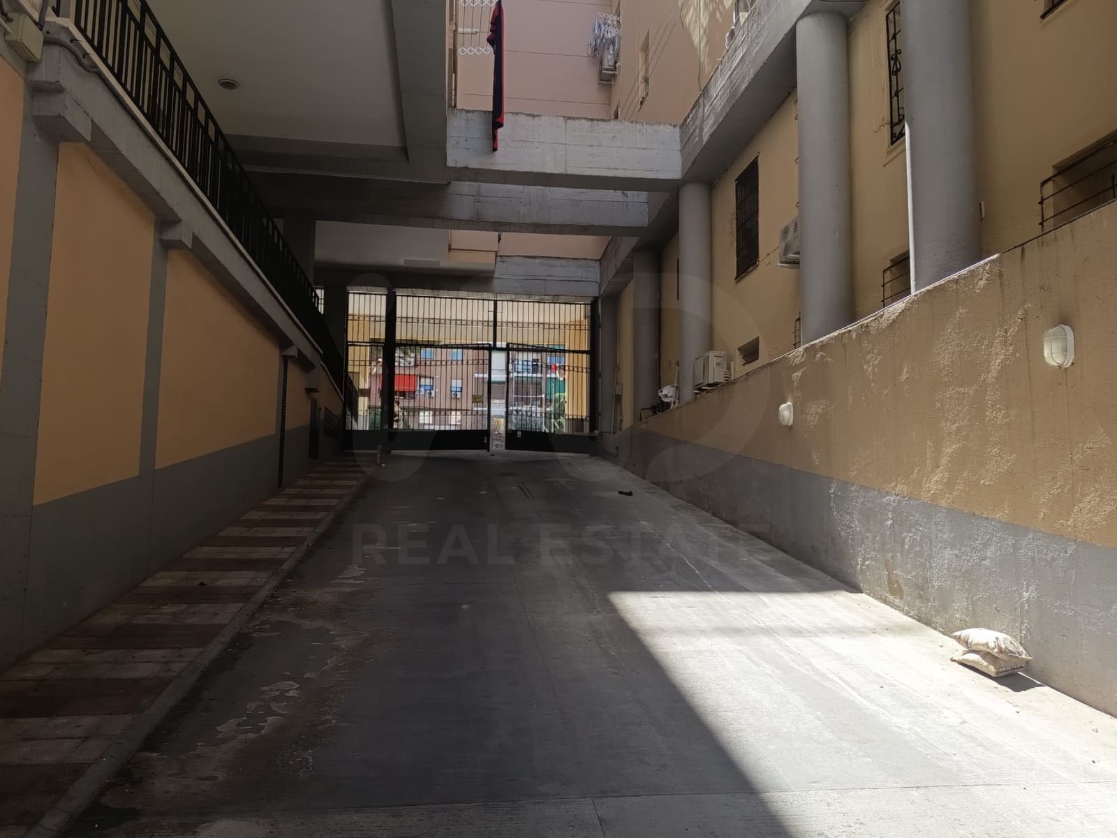 Garaje en Madrid ciudad en venta - 36.500 € (Ref: 10014975)