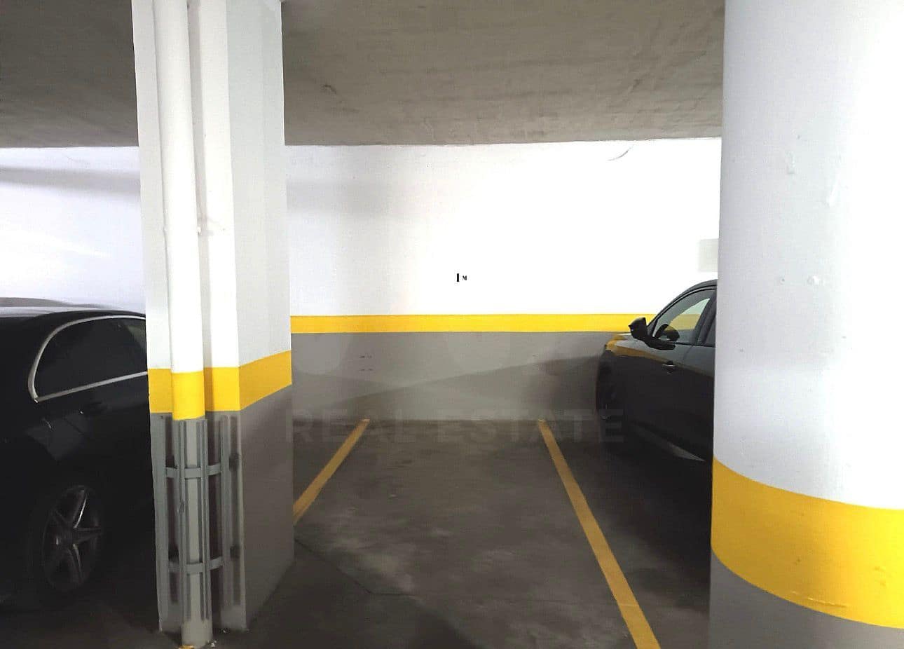 Garage for sale in Madrid city - € 12,452 (Ref: 10014976)