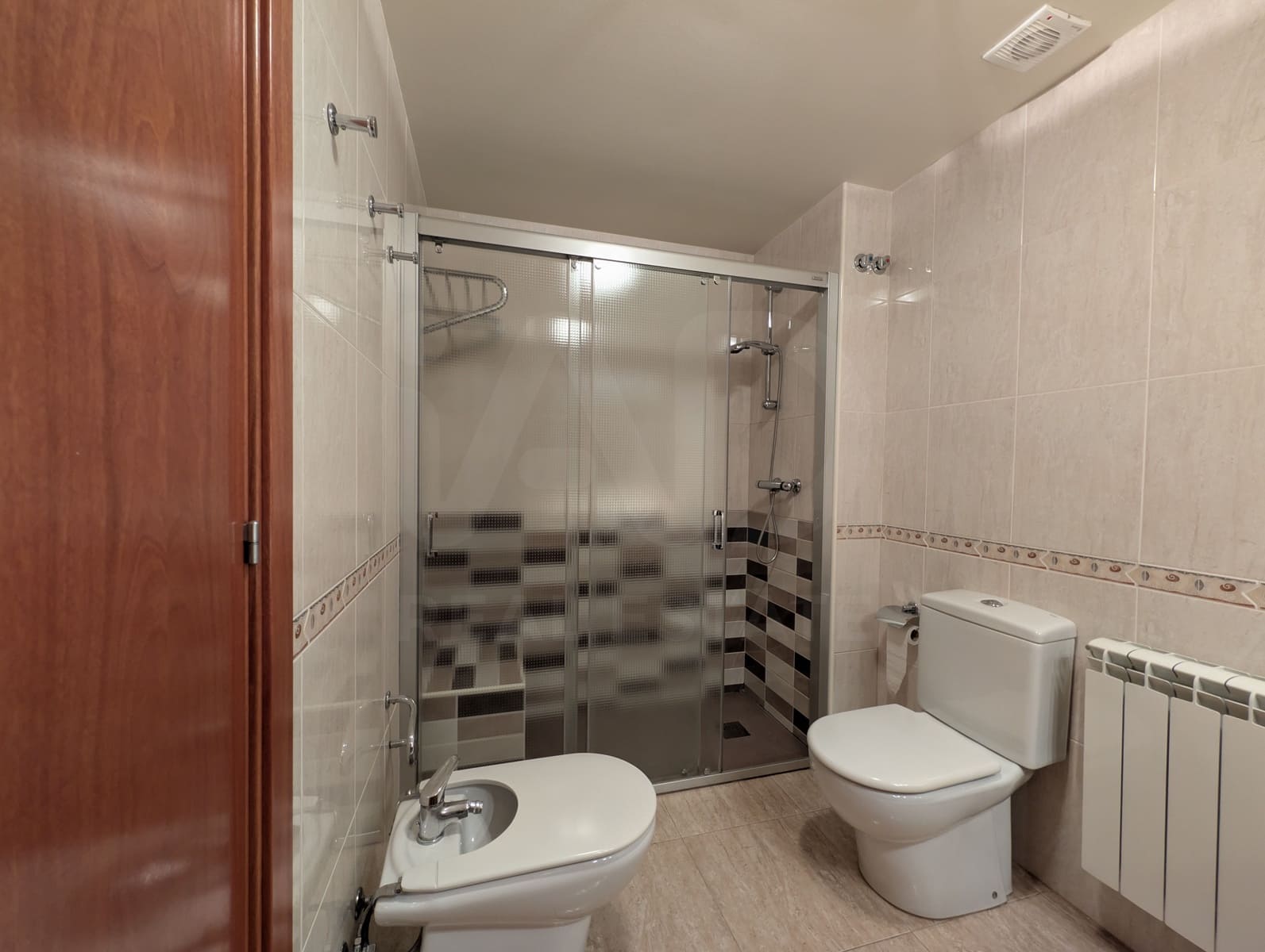 Adosado de 3 habitaciones en Puig-reig en venta con garaje - 329.000 € (Ref: 10015632)