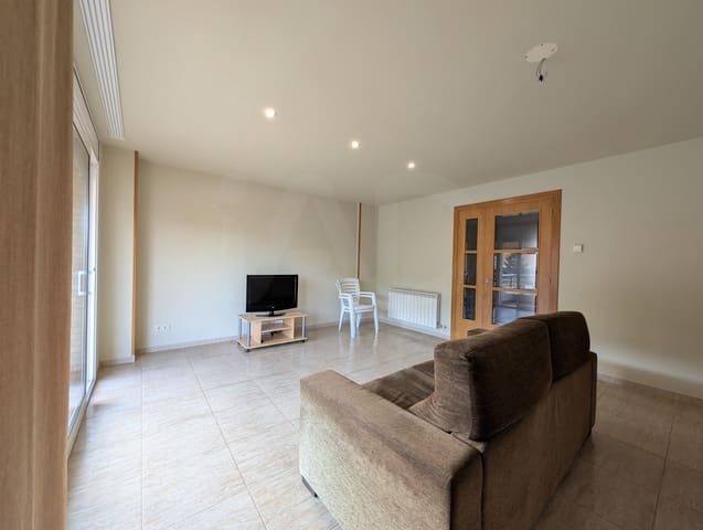 Adosado de 3 habitaciones en Puig-reig en venta con garaje - 329.000 € (Ref: 10015632)