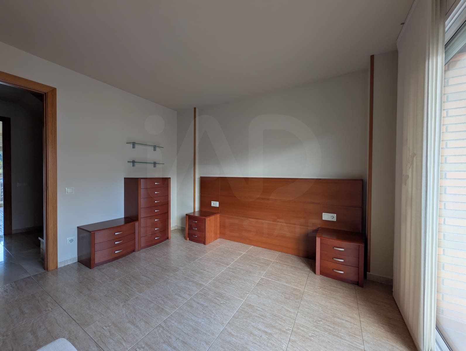 Adosado de 3 habitaciones en Puig-reig en venta con garaje - 329.000 € (Ref: 10015632)